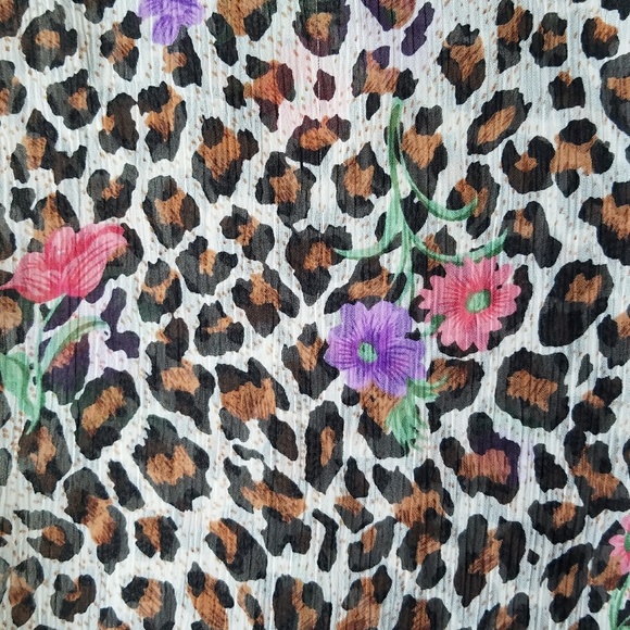 Forever 21 Leopard & Floral Tank With Crochet Back - Picture 3 of 8